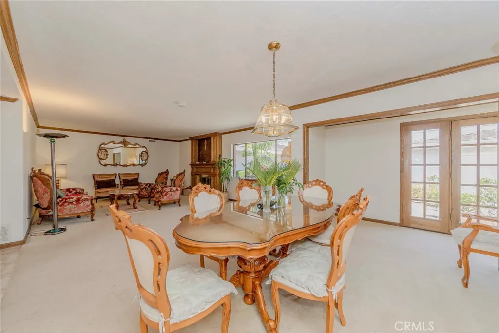 2837 E Mesa Drive