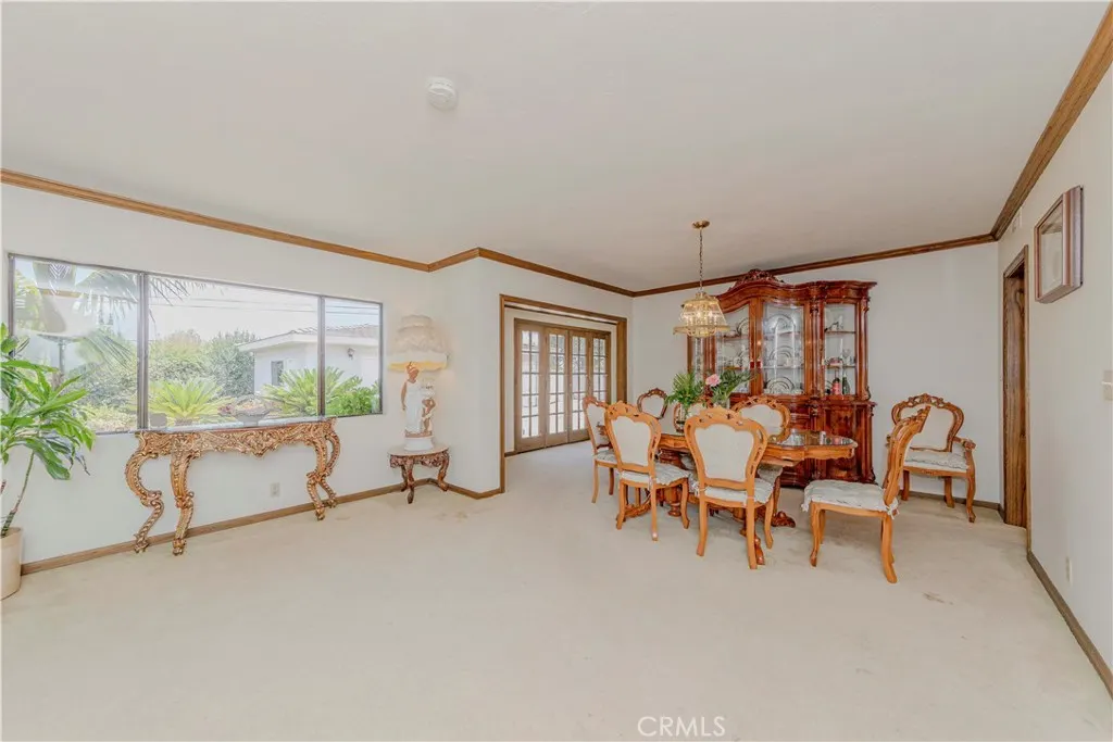 2837 E Mesa Drive