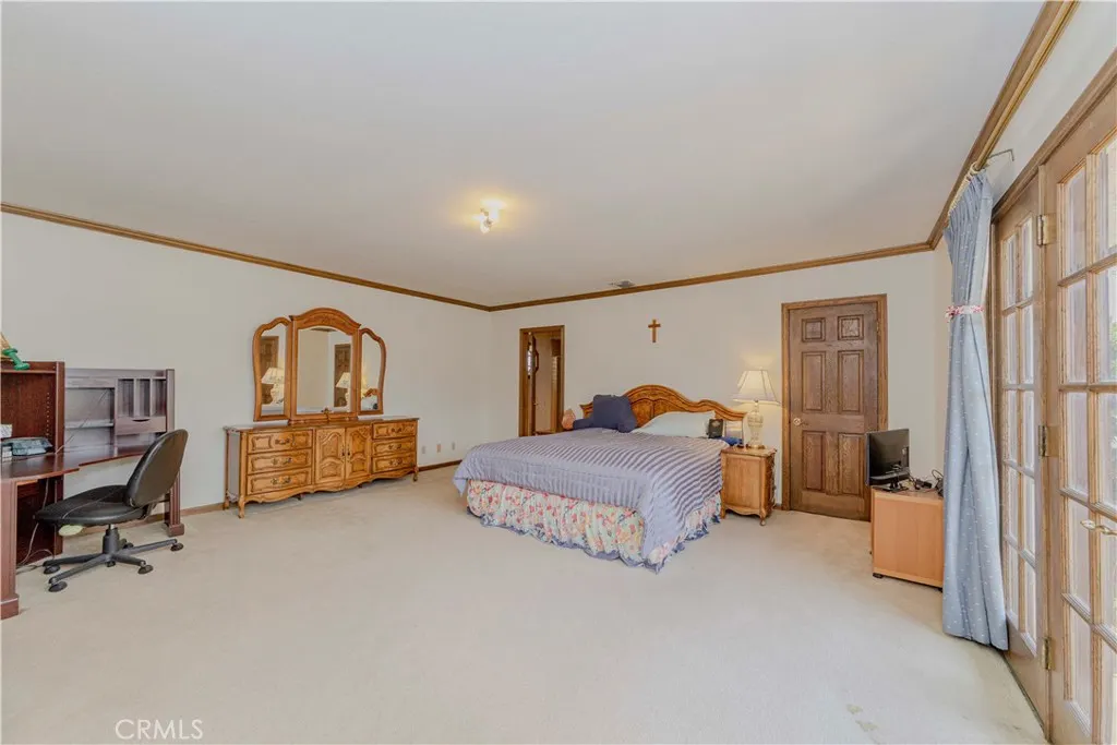 2837 E Mesa Drive