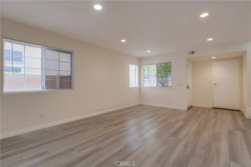 1876 Forest Drive
