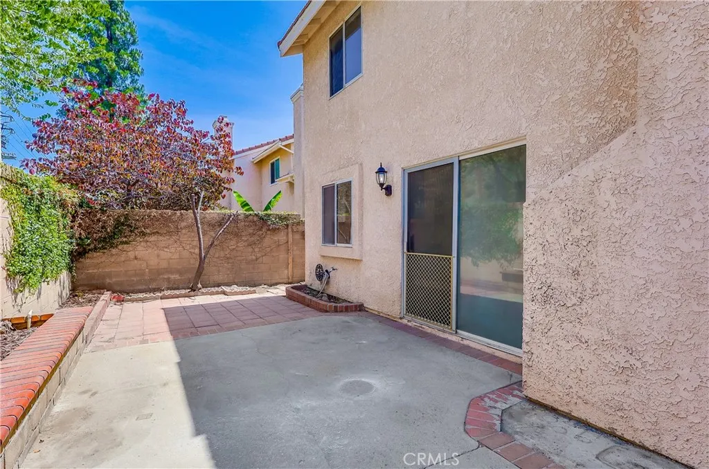 1876 Forest Drive