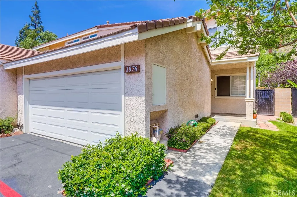 1876 Forest Drive