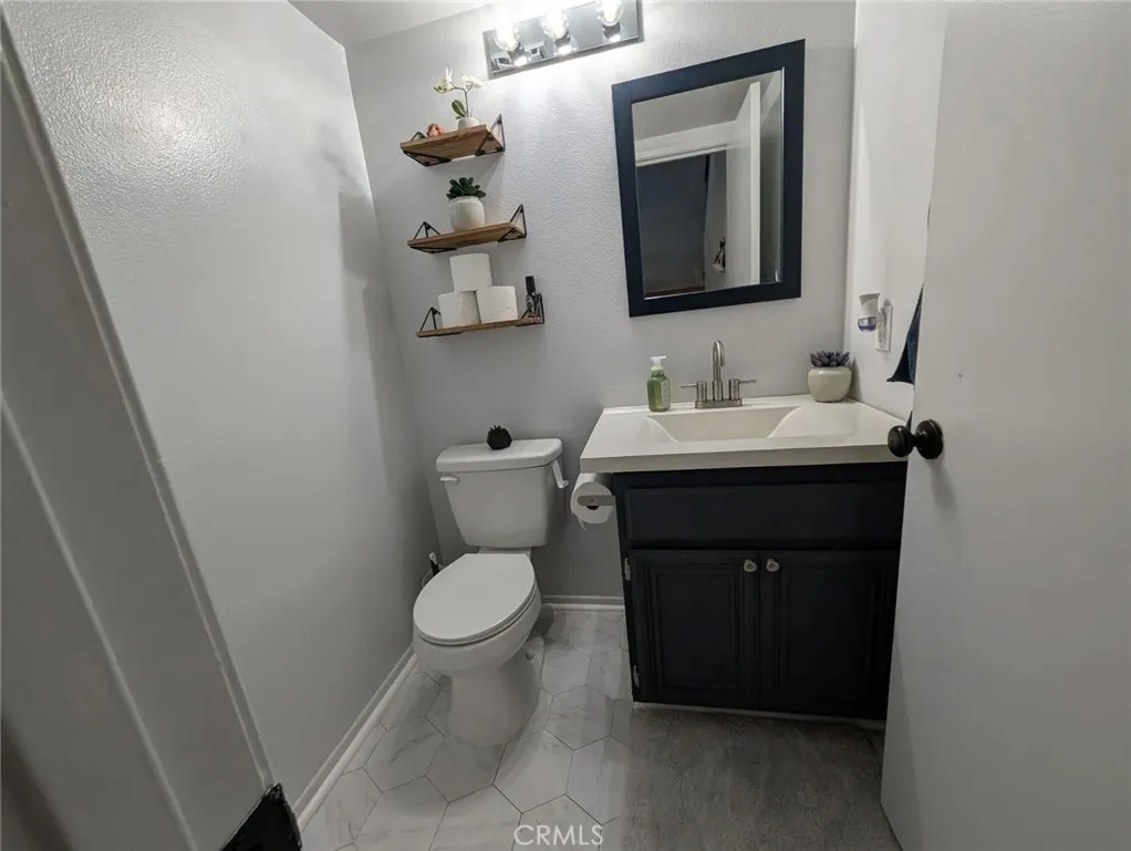 823 Granite Privado