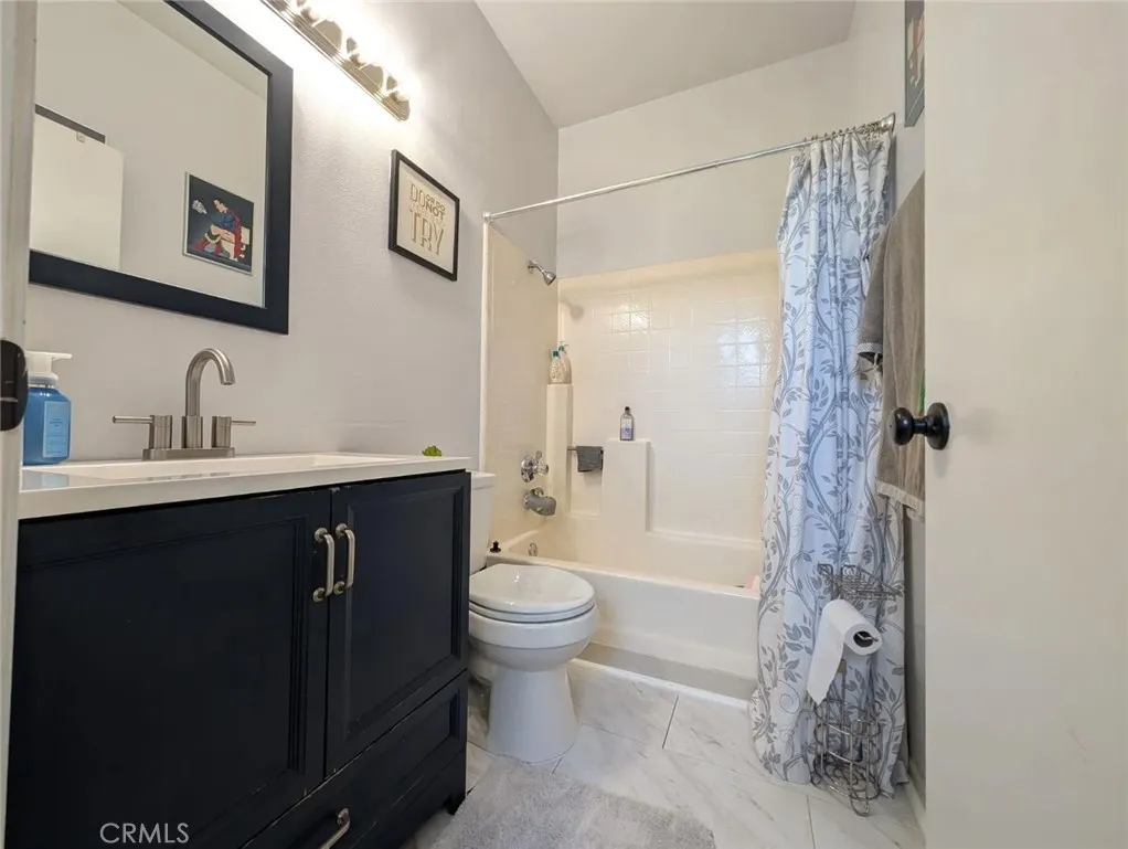823 Granite Privado