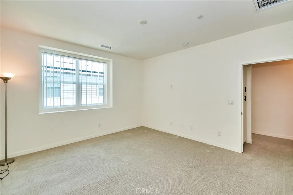 944 N Divino Privado, #59