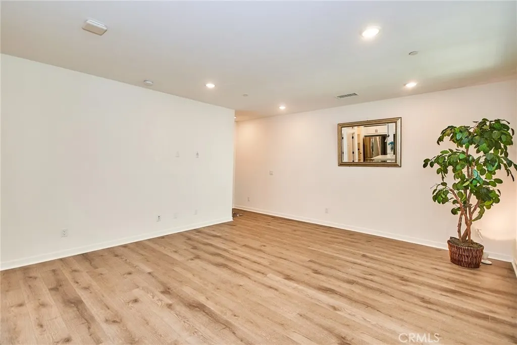 944 N Divino Privado, #59