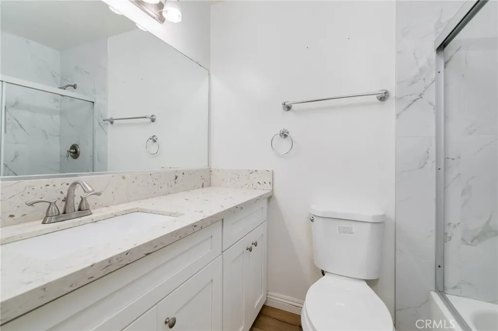 1102 W Calle Del Sol, #3