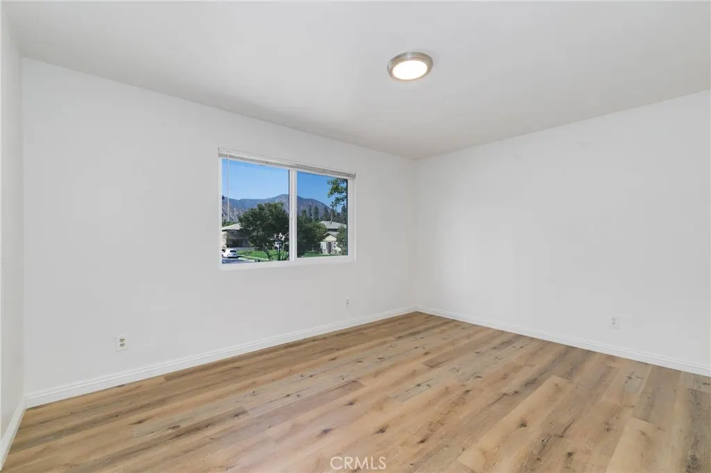 1102 W Calle Del Sol, #3