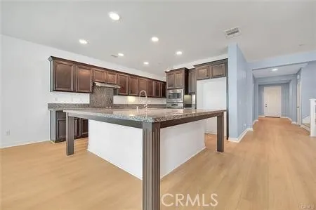 2748 Devonshire Lane