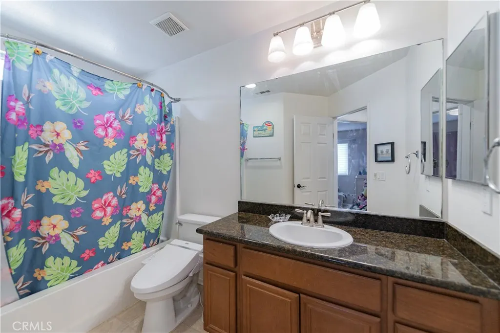 1828 Scenic  View Circle