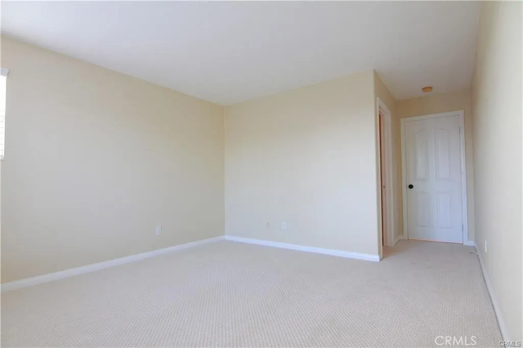 629 E Gardenia Drive