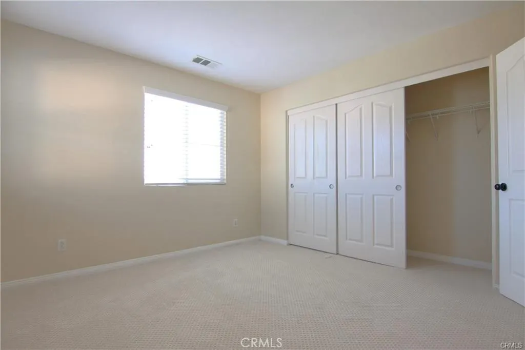 629 E Gardenia Drive
