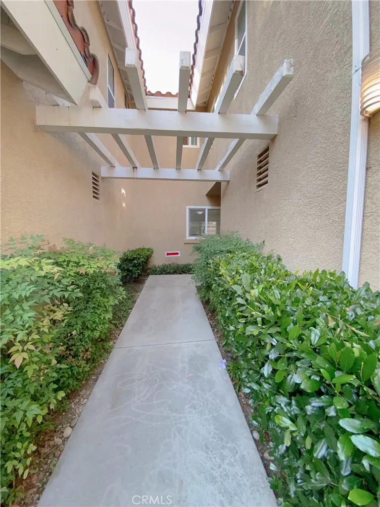 1911 E Calico Drive