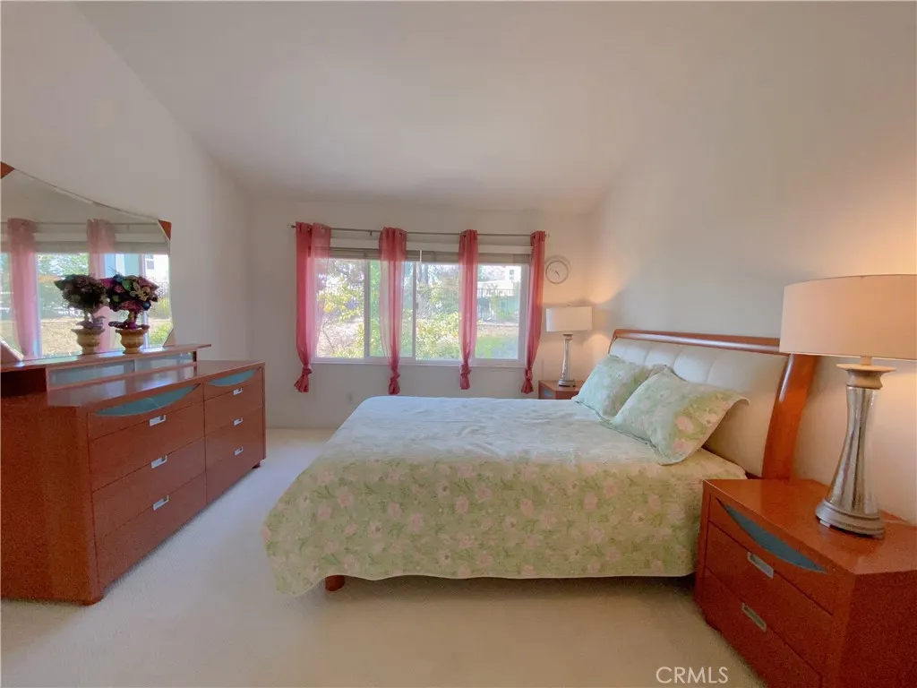 1911 E Calico Drive