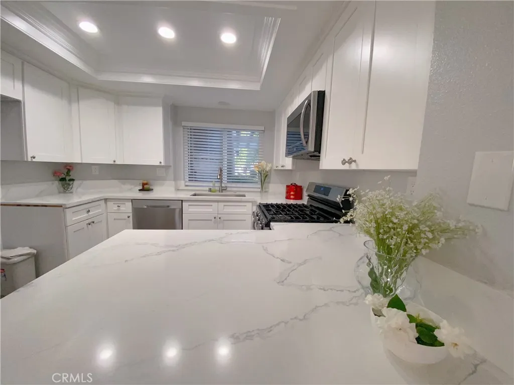 1911 E Calico Drive