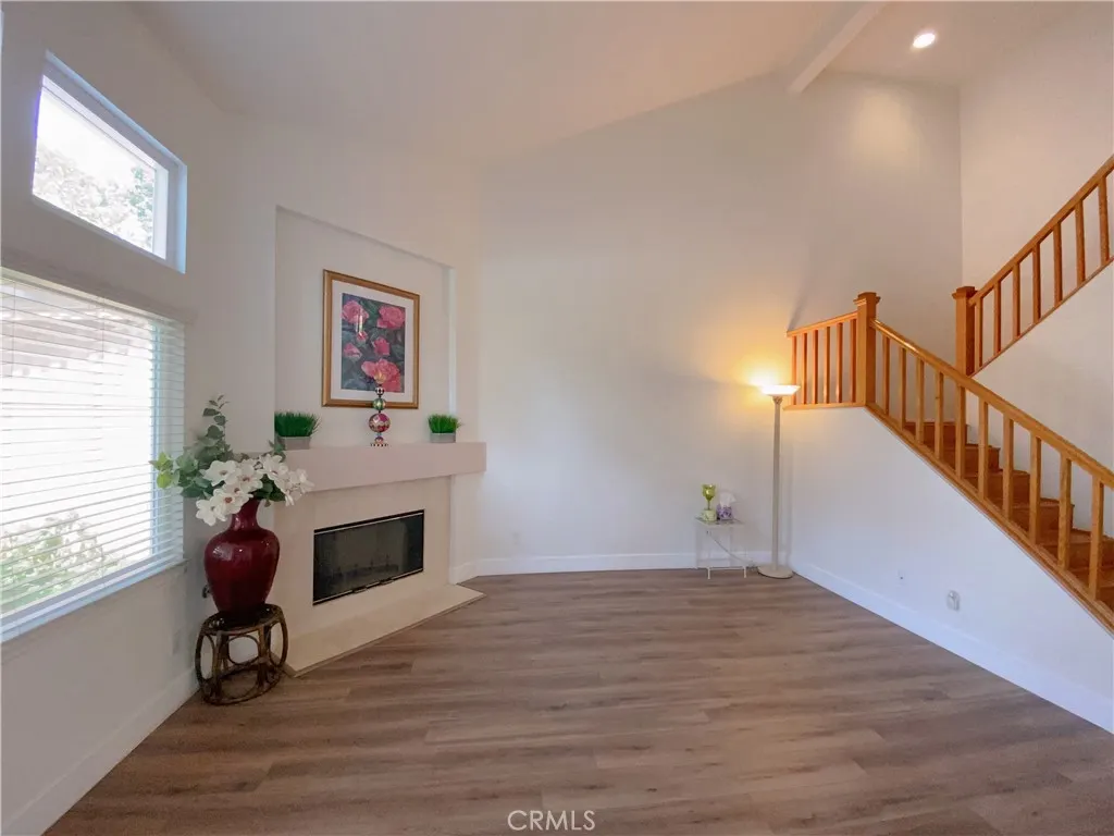 1911 E Calico Drive