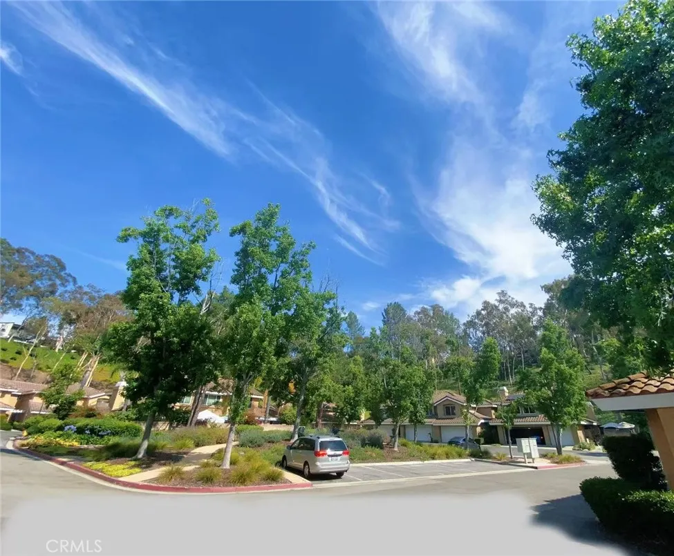 1911 E Calico Drive