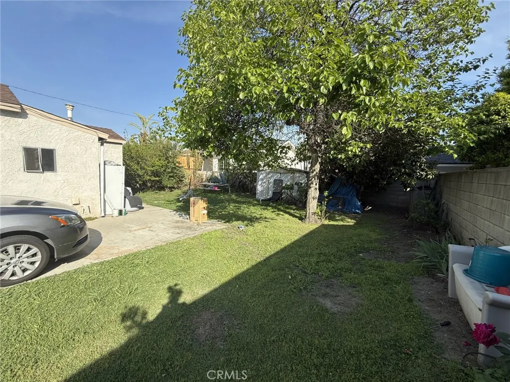 3912 Maple Avenue