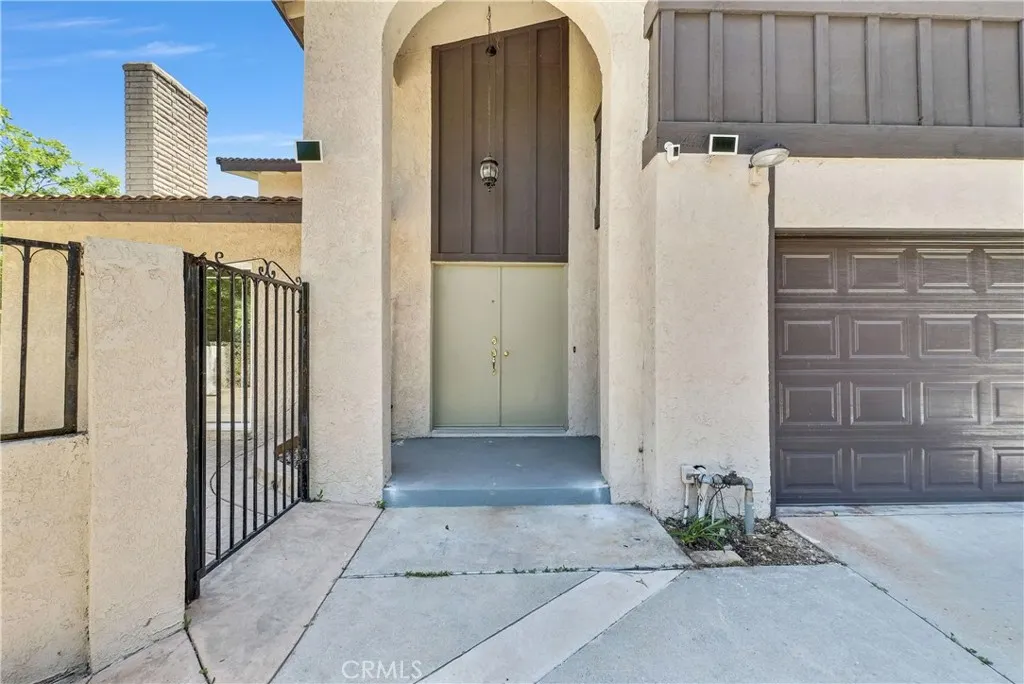 1467 S Montezuma Way