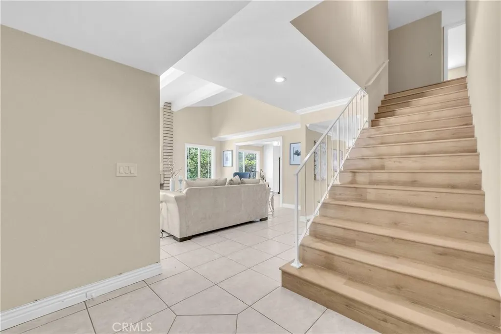 1467 S Montezuma Way