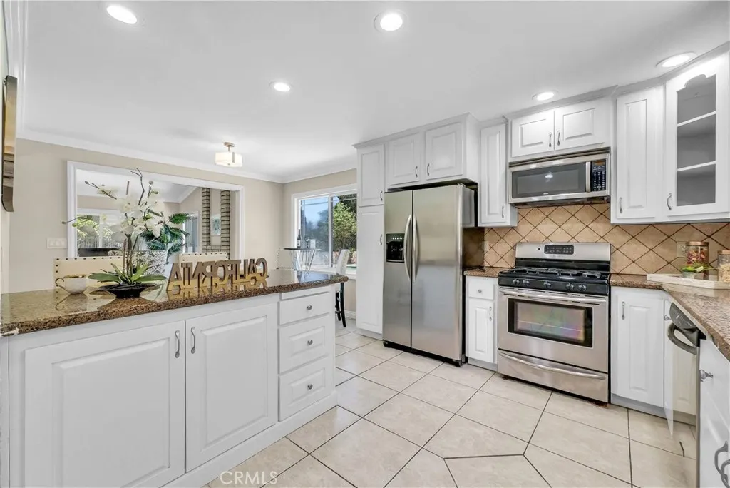 1467 S Montezuma Way