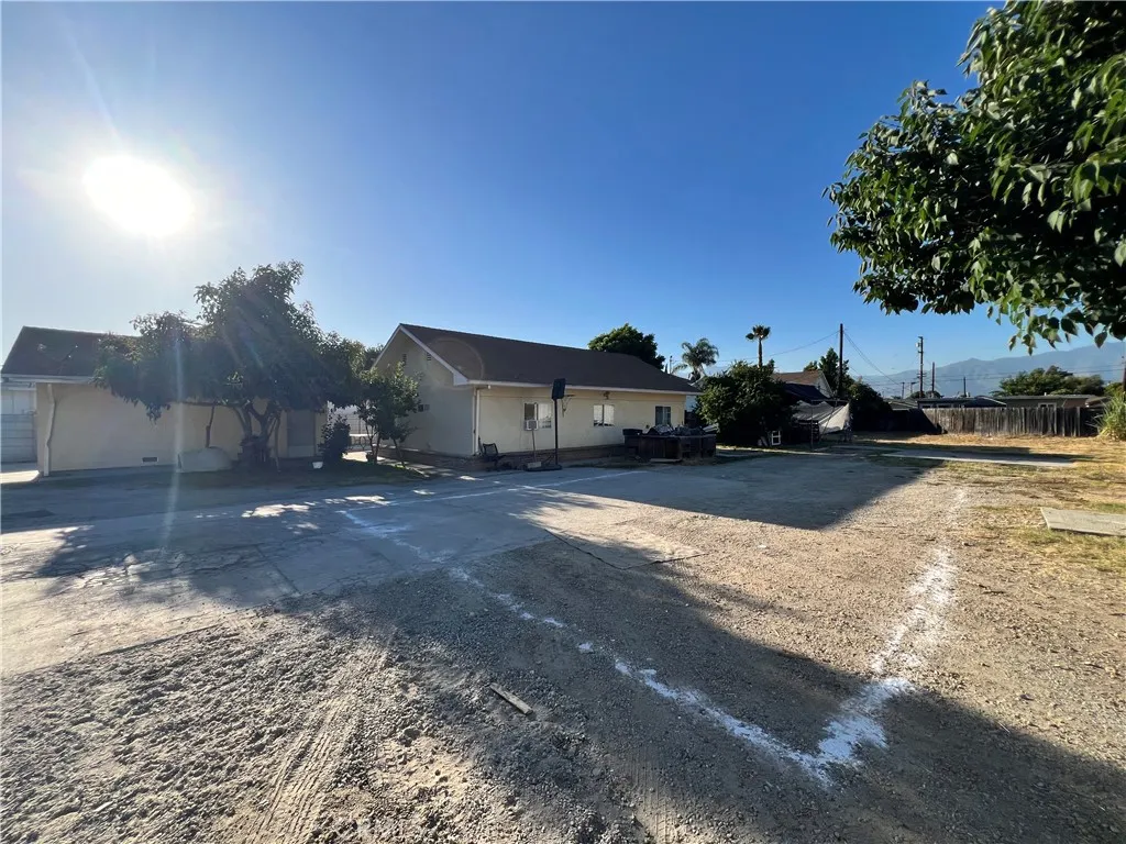 11414 Lambert Avenue