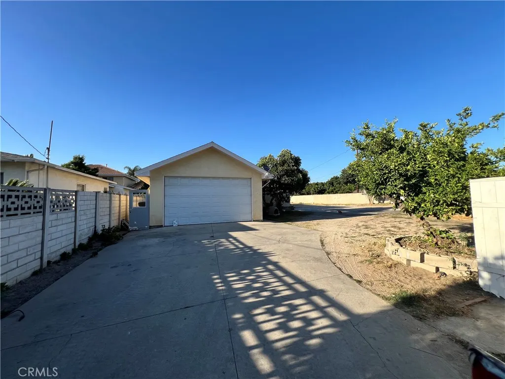 11414 Lambert Avenue