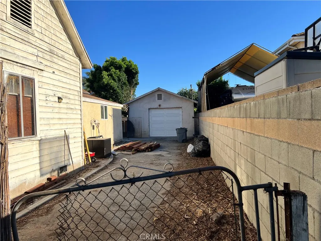 11414 Lambert Avenue