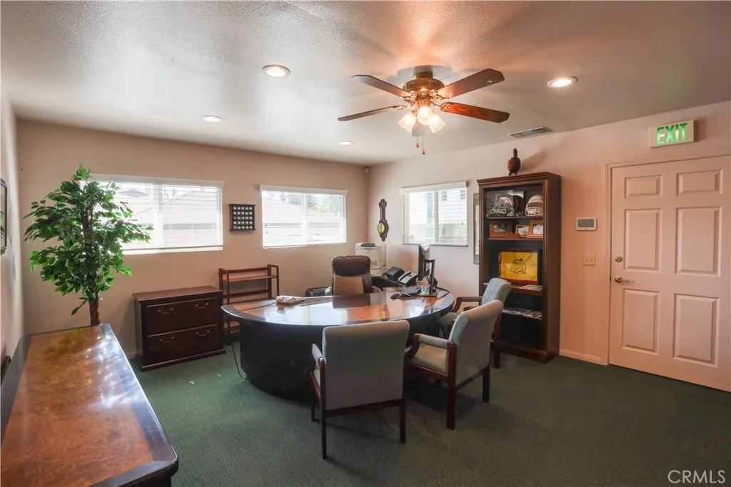 303 N Glendora Avenue, #B