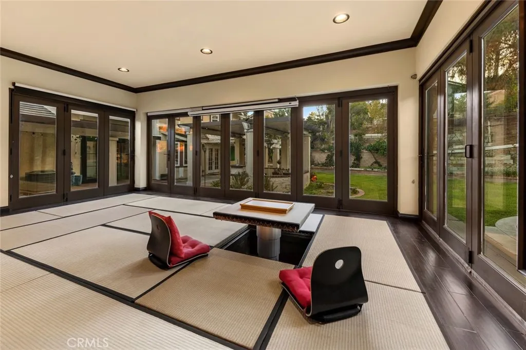 1111 Camino Del Cerritos