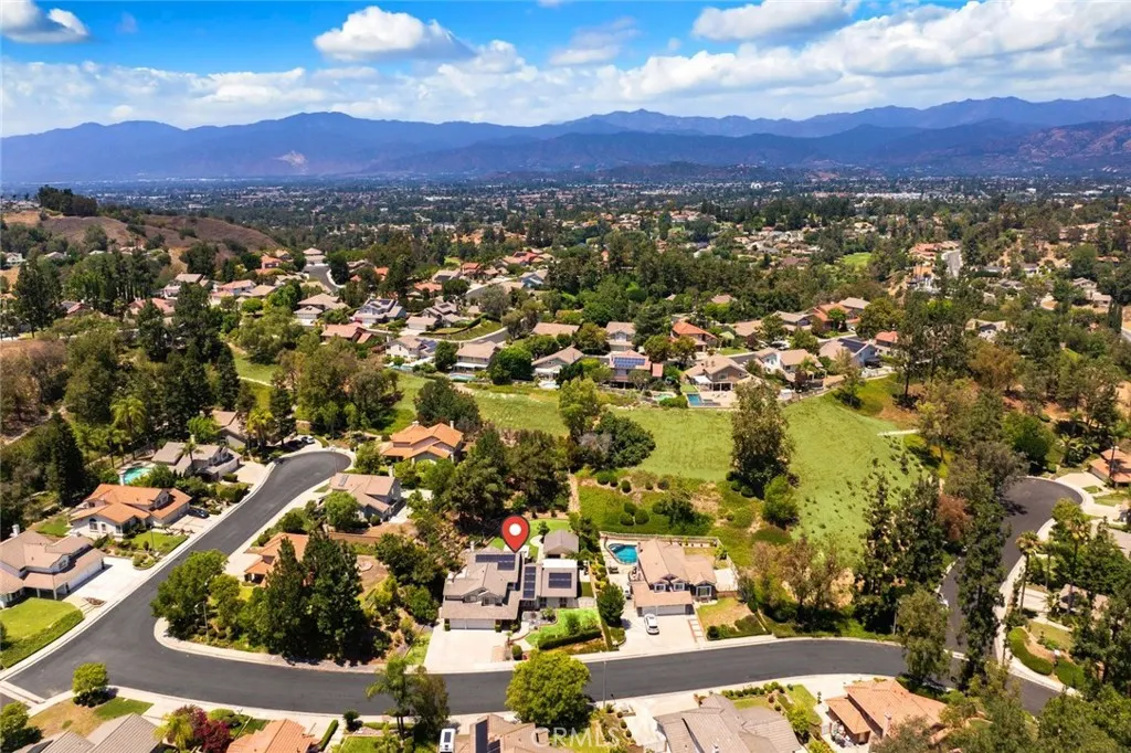 1111 Camino Del Cerritos