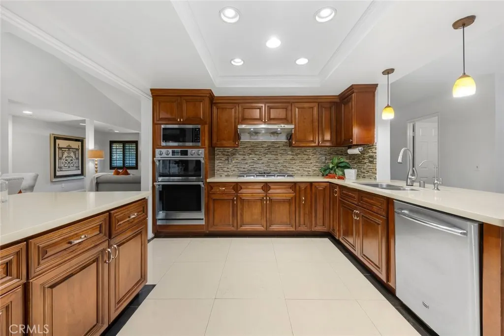 1111 Camino Del Cerritos
