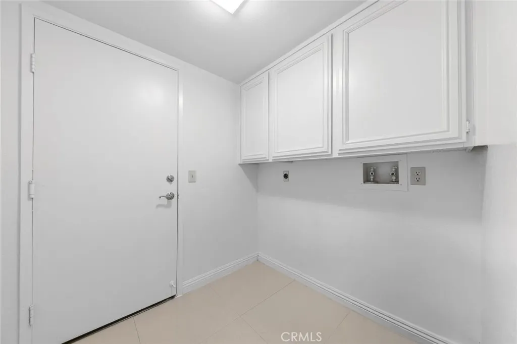 1111 Camino Del Cerritos
