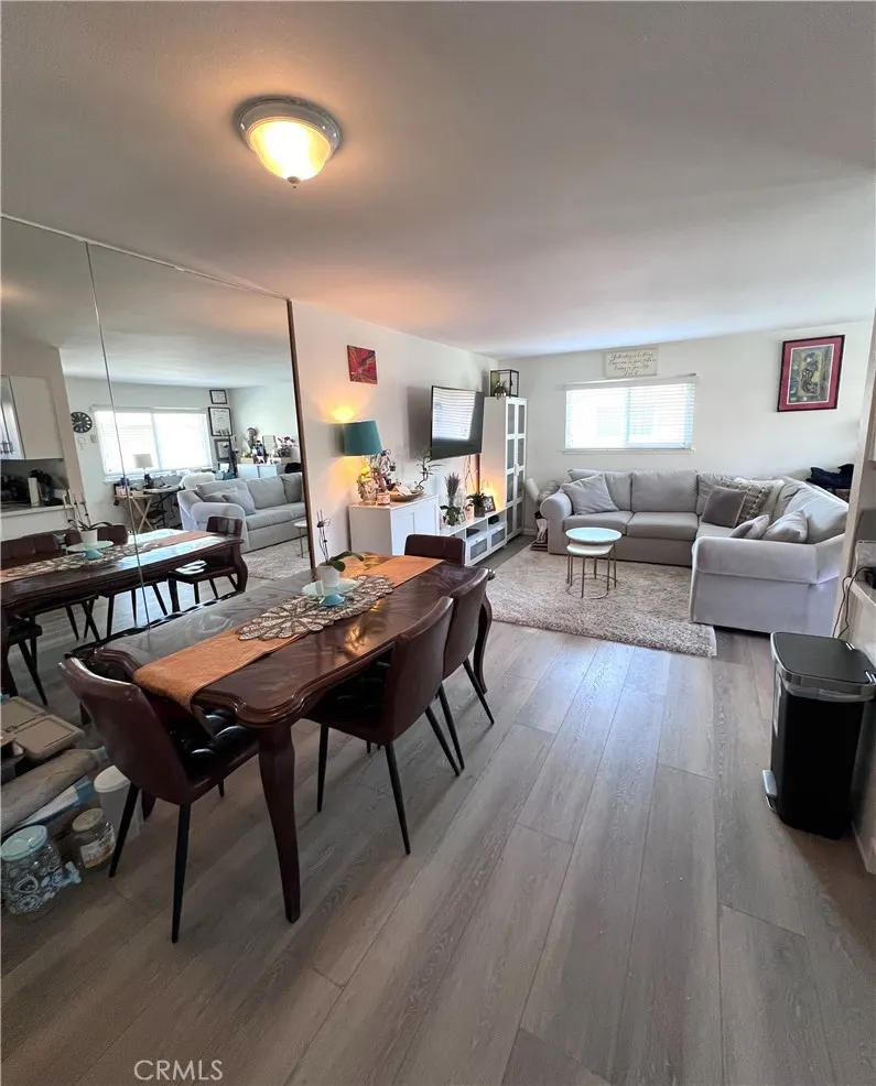 989 W Sierra Madre Avenue, #4
