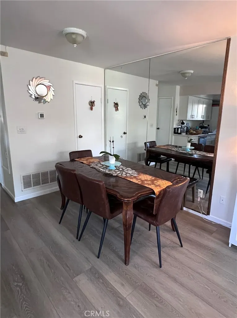 989 W Sierra Madre Avenue, #4