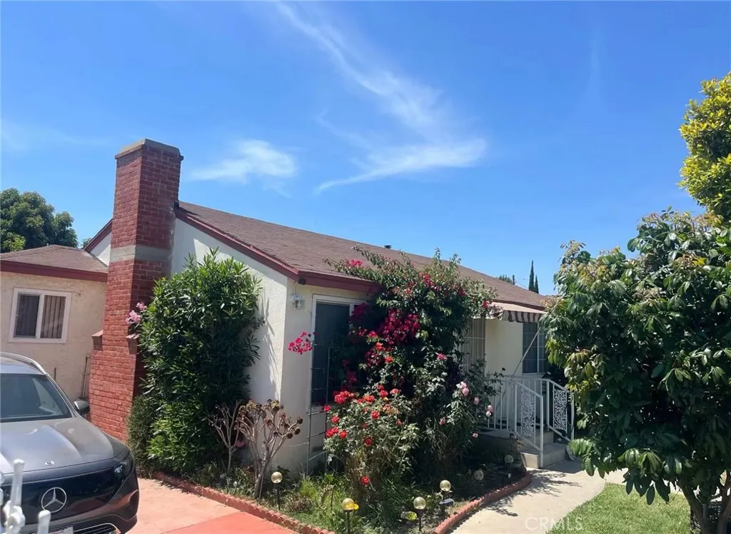 3051 Nevada Avenue
