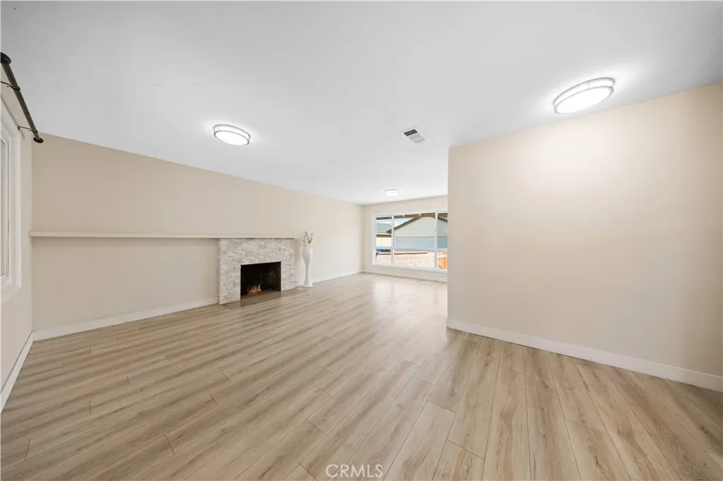 424 Roosevelt Ave