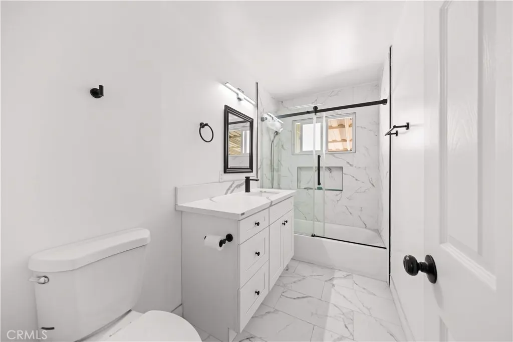 424 Roosevelt Ave