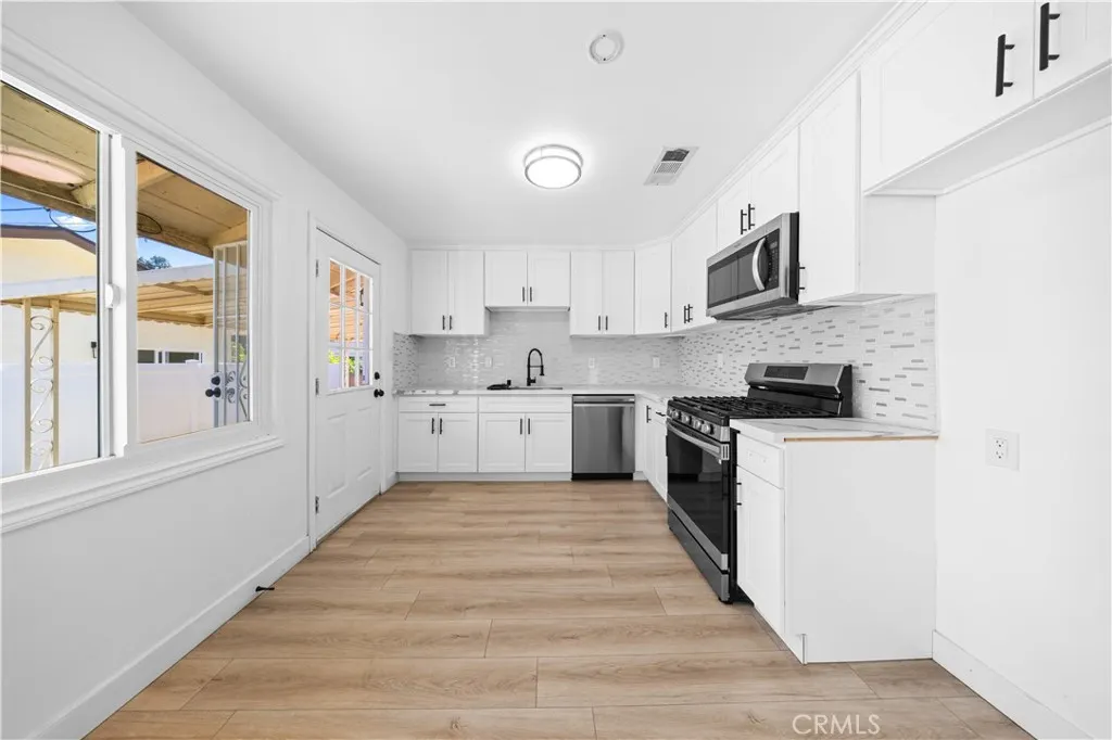 424 Roosevelt Ave