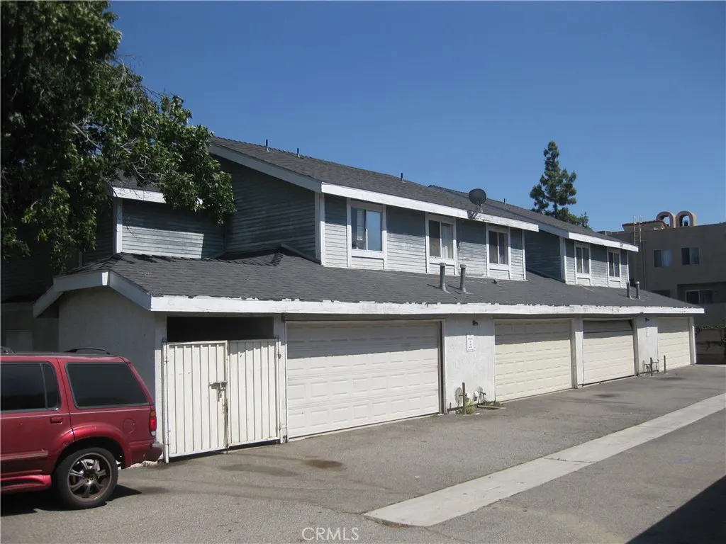 840 E Cedar Street