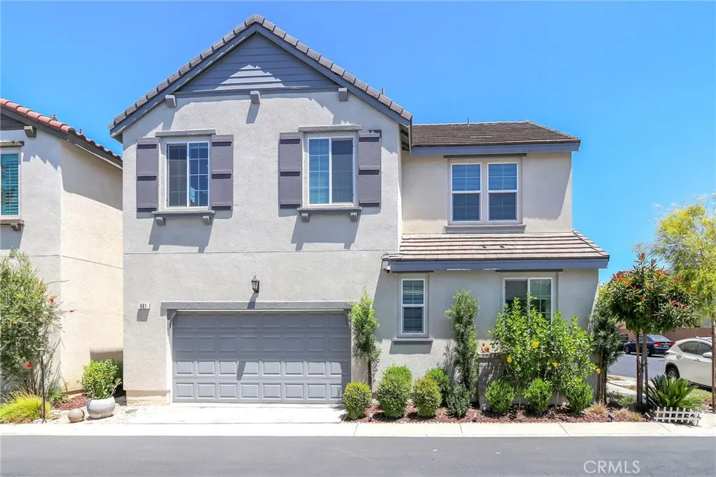 981 Rodeo Road