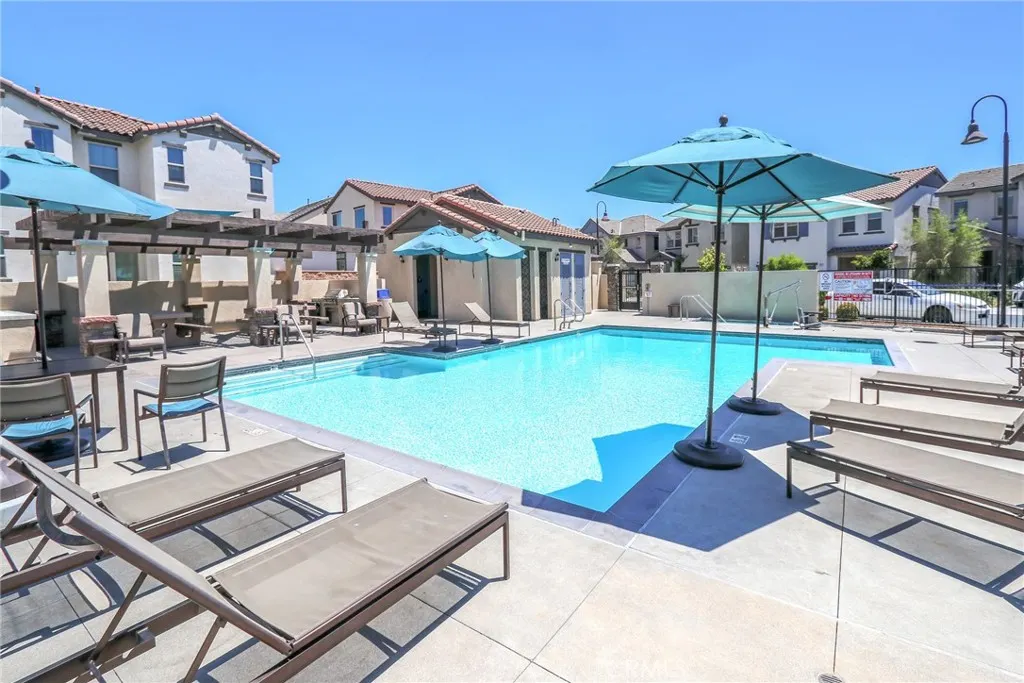 981 Rodeo Road