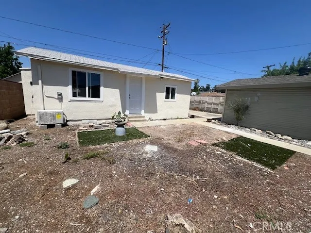 1467 3rd Street