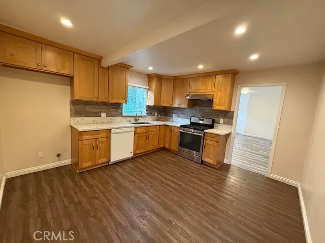 1467 3rd Street