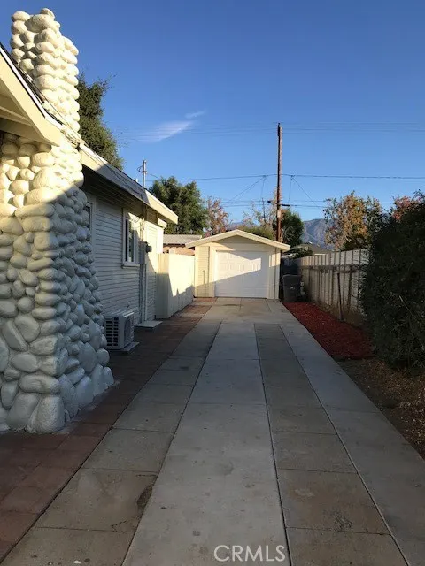1467 3rd Street
