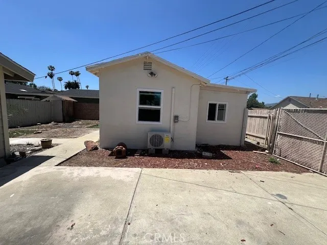 1467 3rd Street