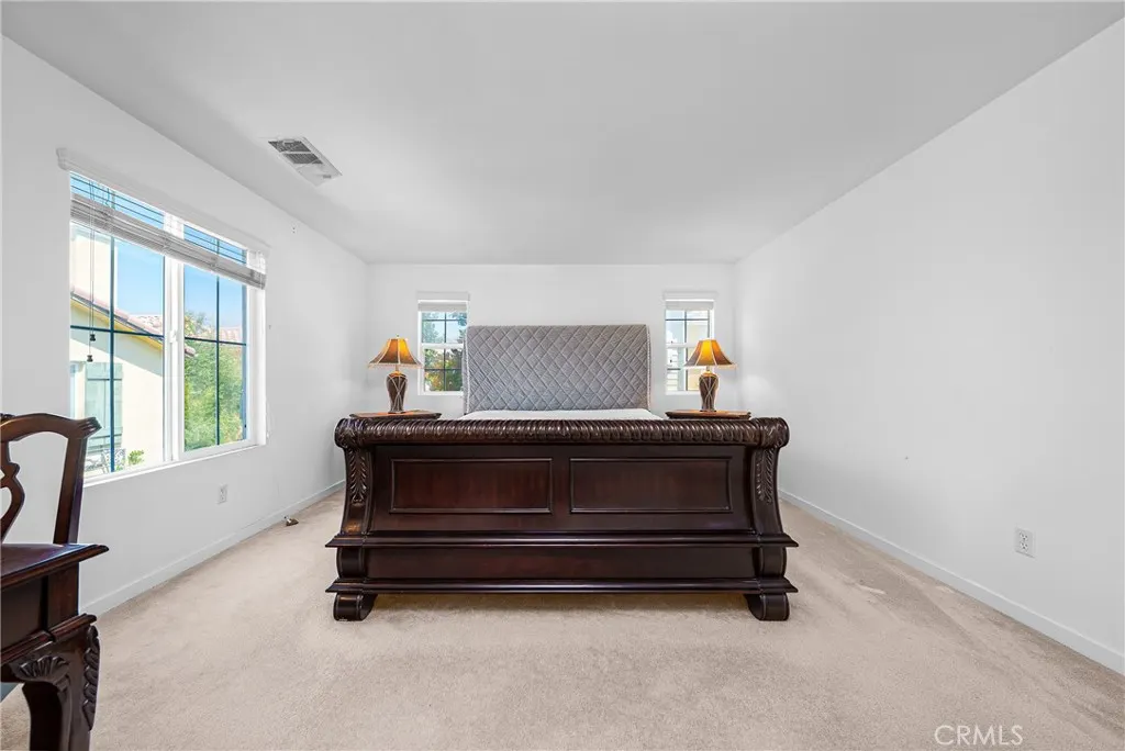 907 N Cornejo Way
