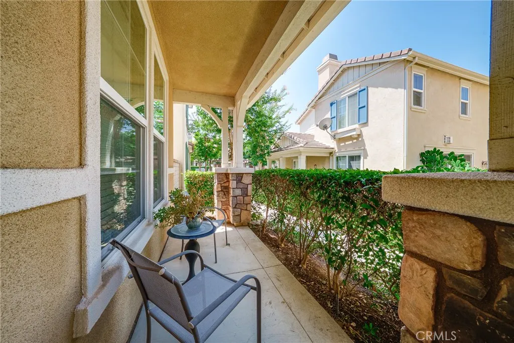 907 N Cornejo Way