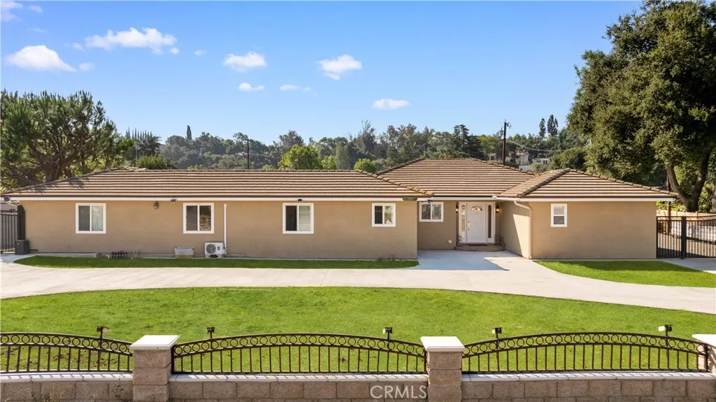 700 S Chaparro Road