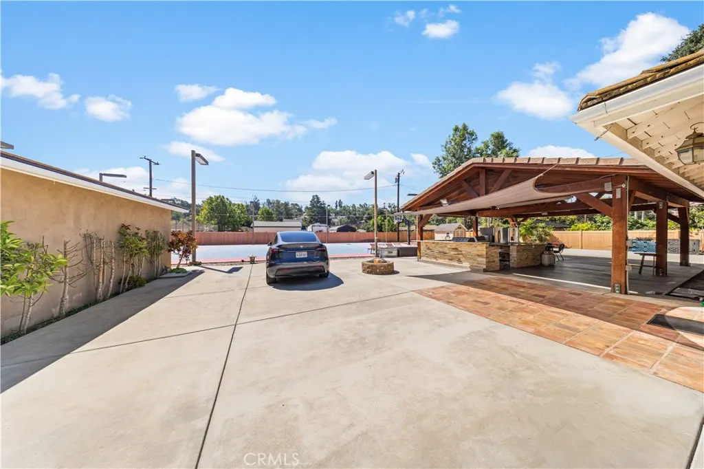 700 S Chaparro Road